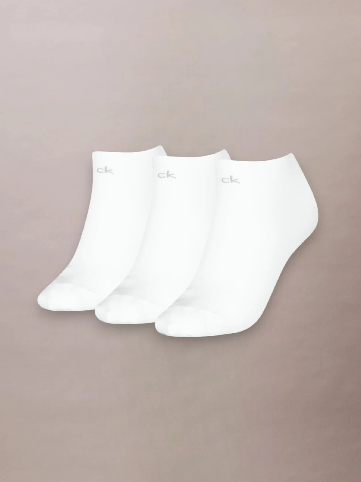 White طقم 3 أزواج جوارب للسنيكرز