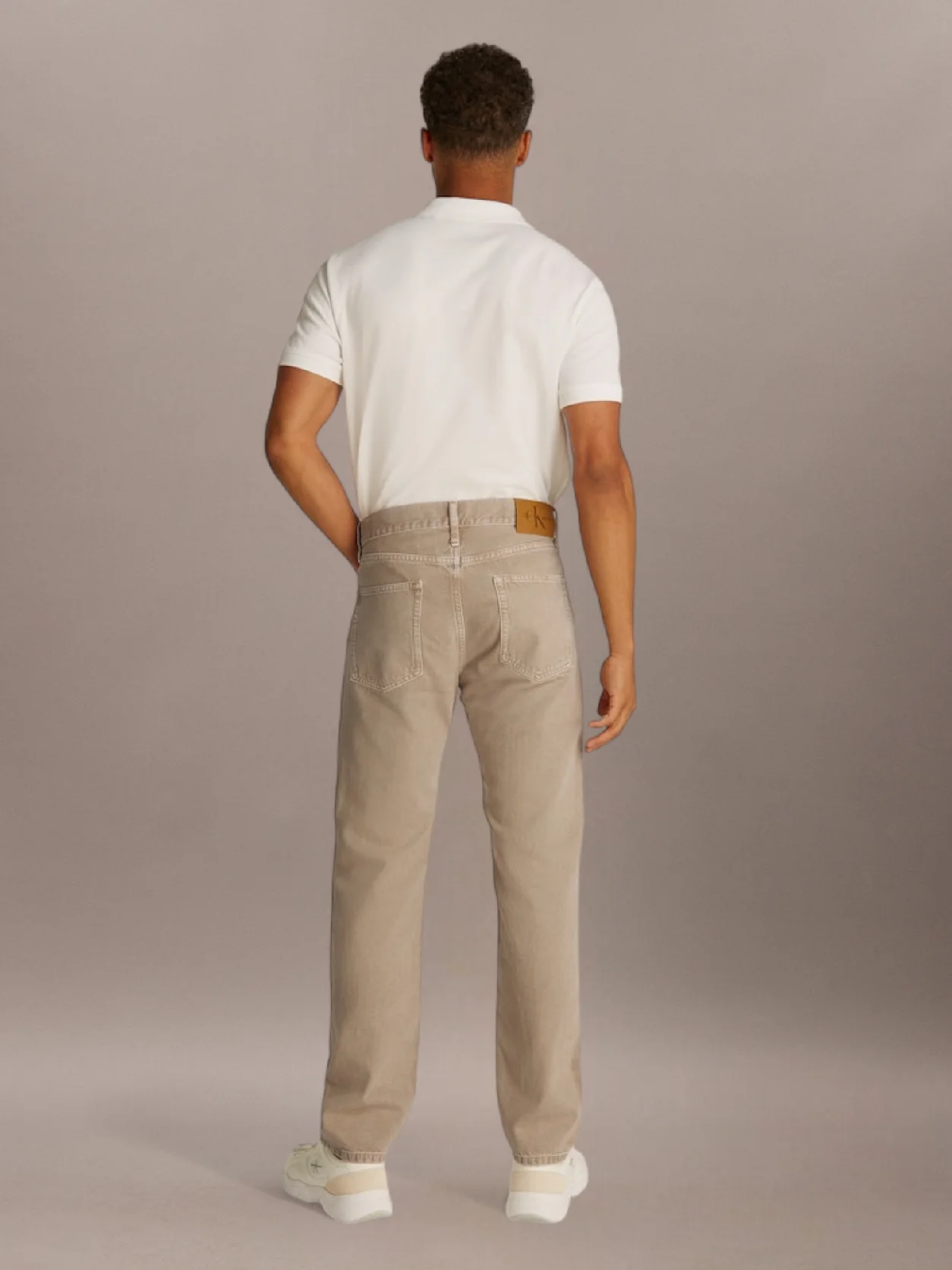 Denim Medium بنطال جينز بقصة مستقيمة قياسية