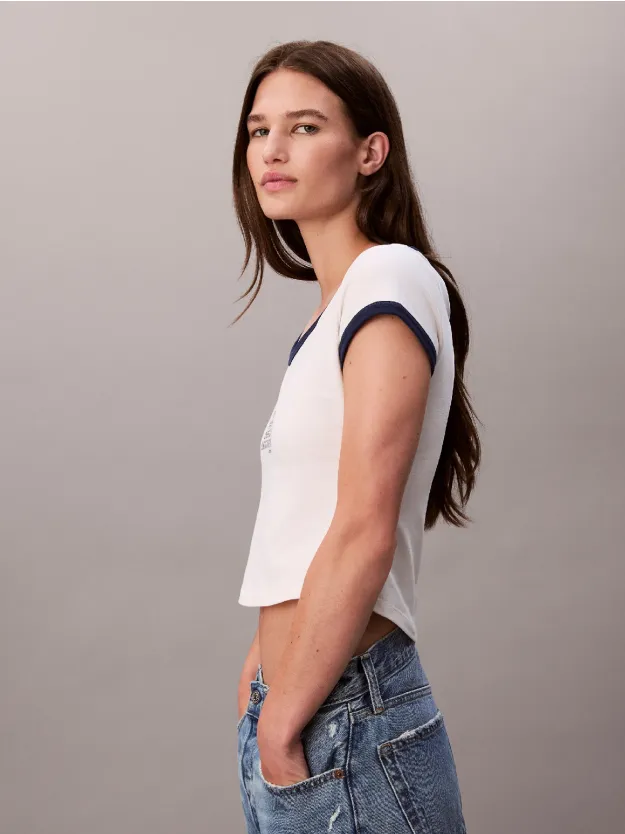 Tofu تيشرت مزين برسومات جرافيك