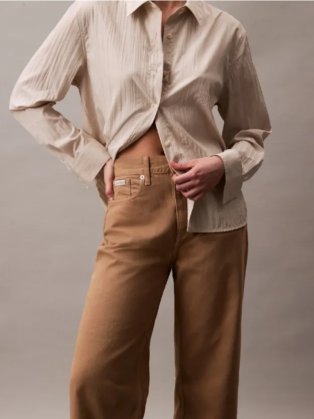 Denim Medium بنطال جينز بخصر مرتفع وقصة أرجل أسطوانية