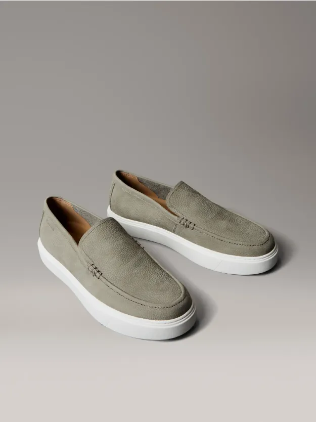 Smokey Olive/Bright White حذاء موكاسان من الجلد بتصميم هجين