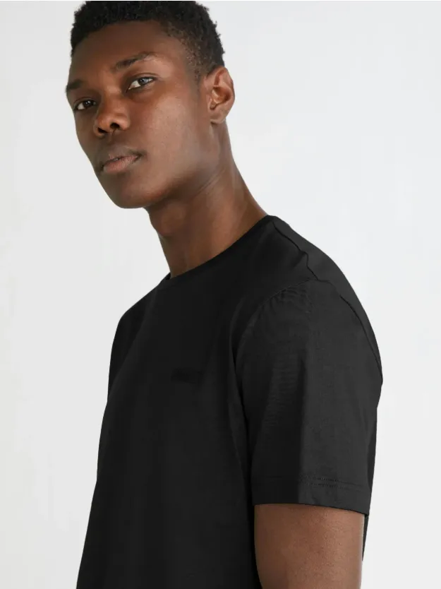  تيشرت من القطن مزين بشعار كلفن كلاين صغير