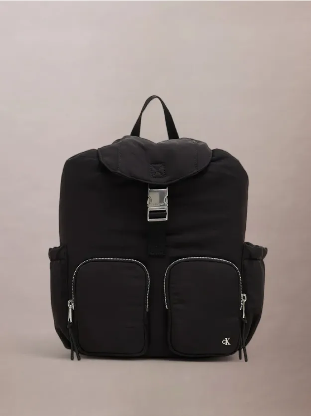 Black شنطة ظهر