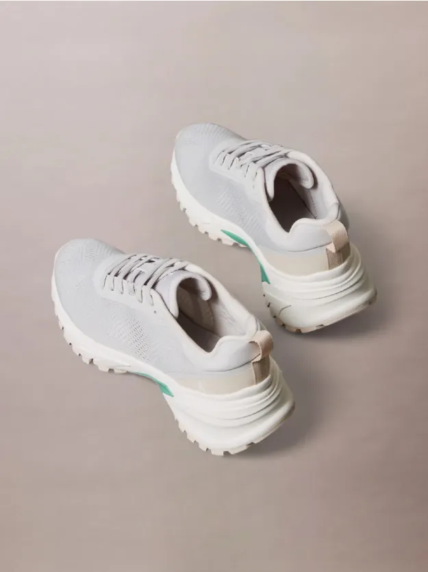 Oyster Mushroom/Formal Grey/Trooper حذاء رياضي من قماش شبكي