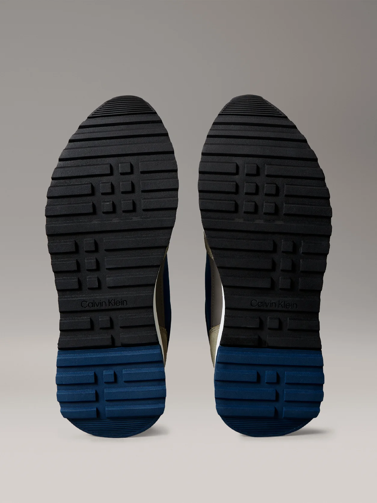 Smoke Olive/Moonlit Ocean/Brick حذاء رياضي من الجلد