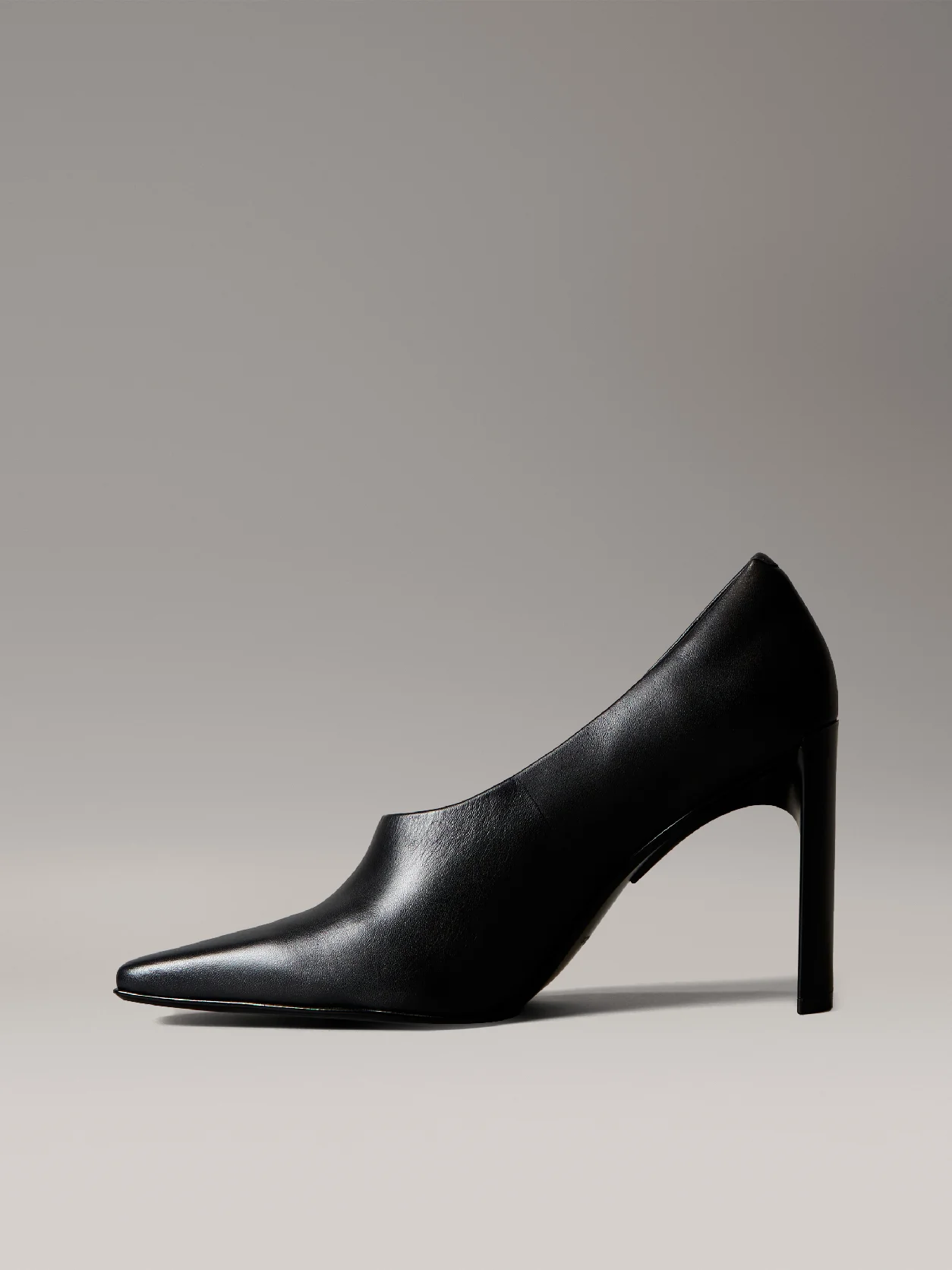 PVH Black Leather Stiletto Pumps
