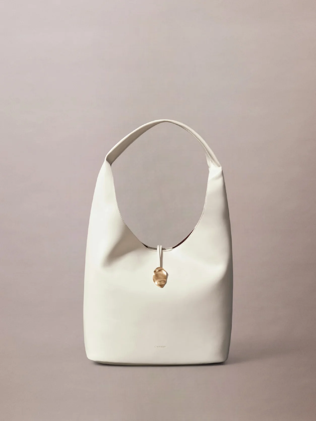 Chateau شنطة كتف كبيرة من الساتان