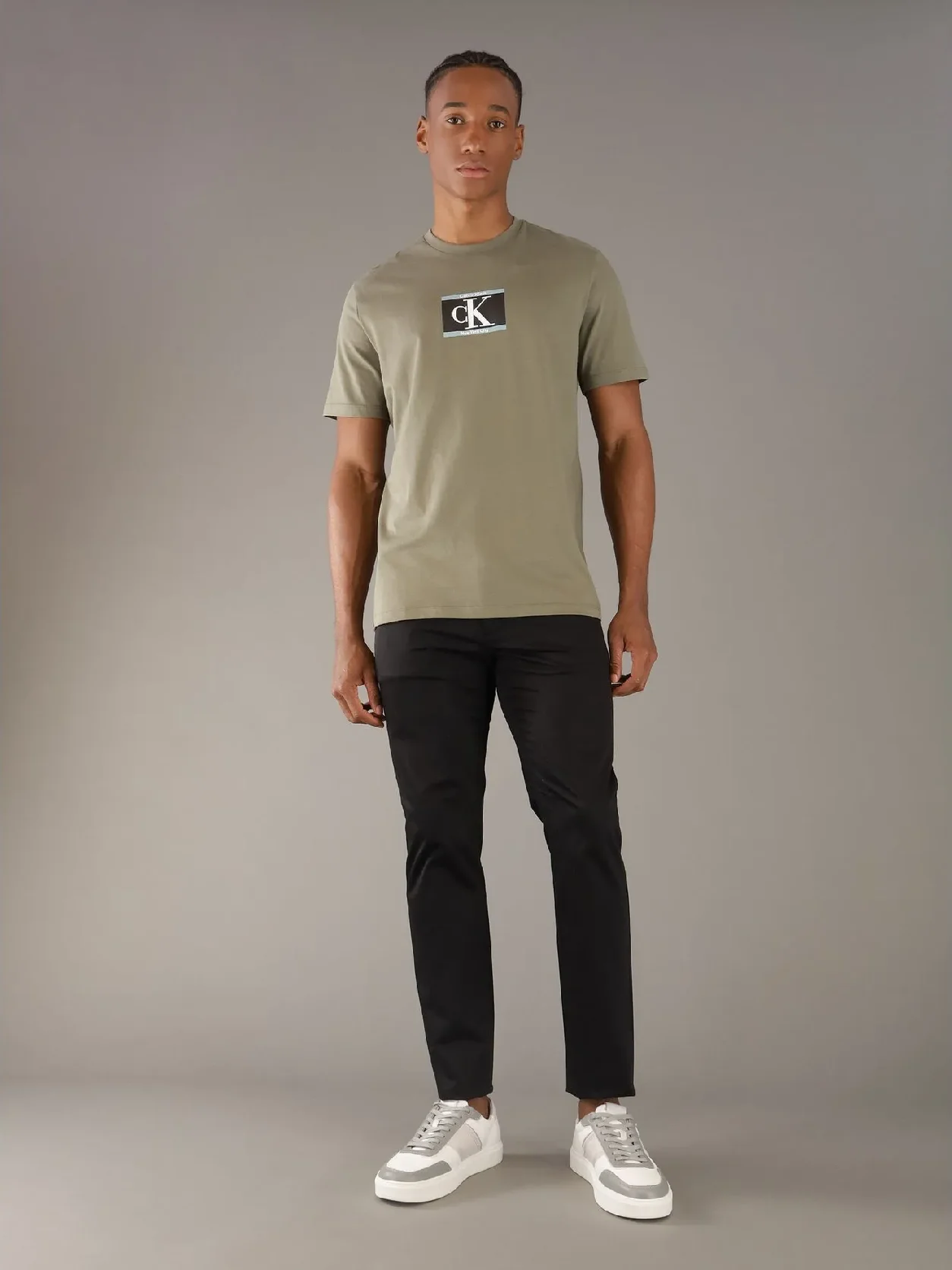 Dusty Olive تيشرت بأكمام قصيرة