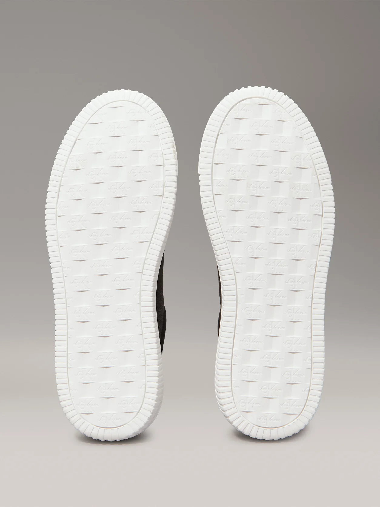 Black/Bright White Leather Trainers