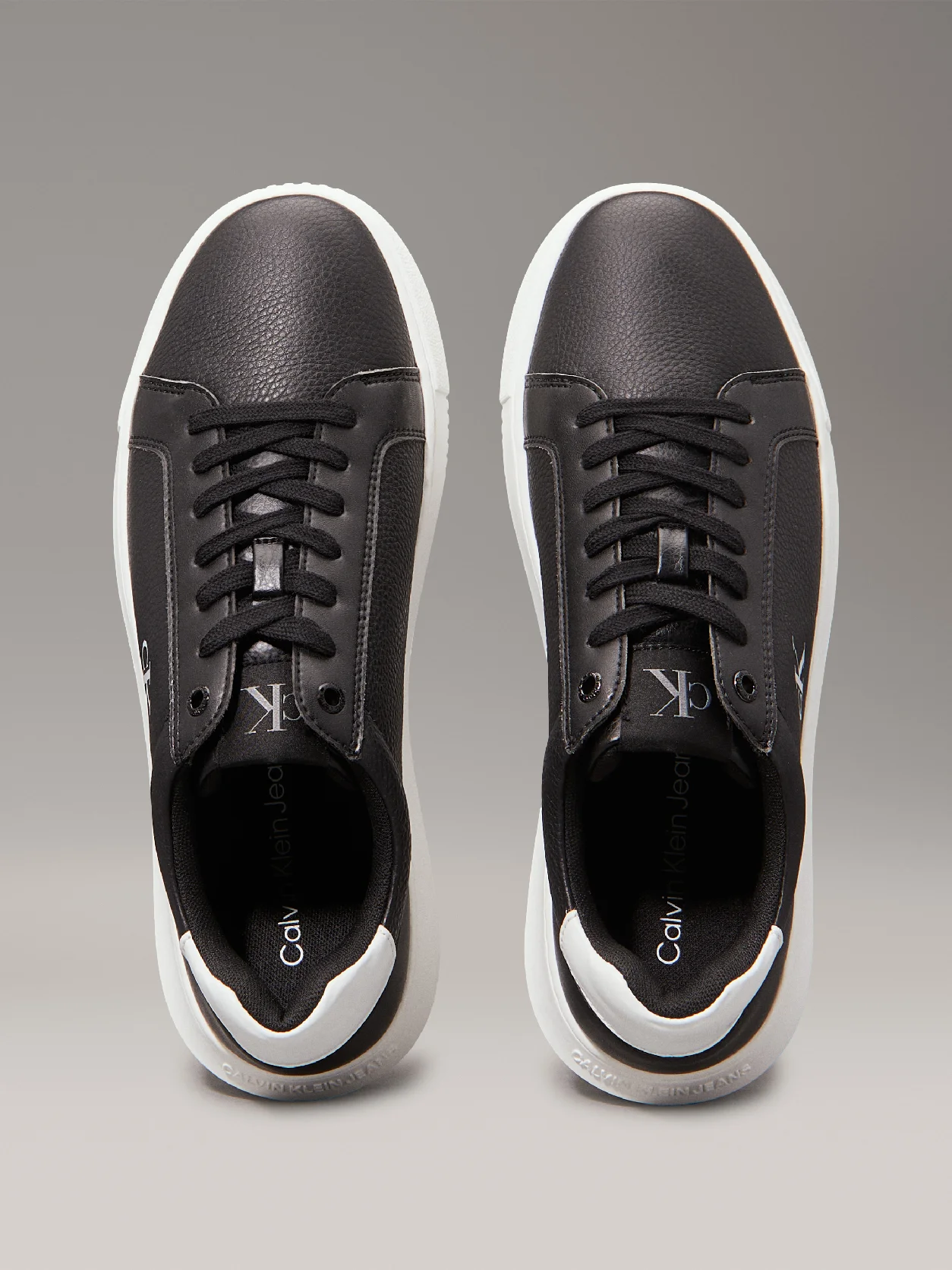 Black/Bright White Leather Trainers