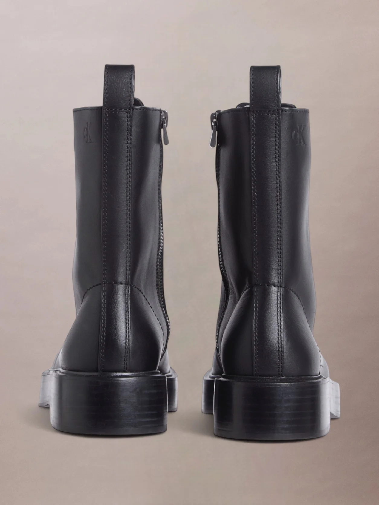 Black حذاء جلدي بوت برباط